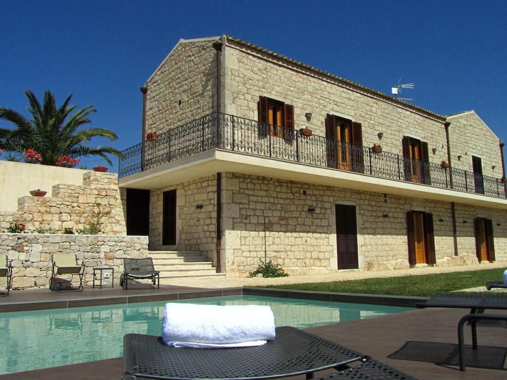 Casa Al Castello Pensionat Ragusa Eksteriør billede