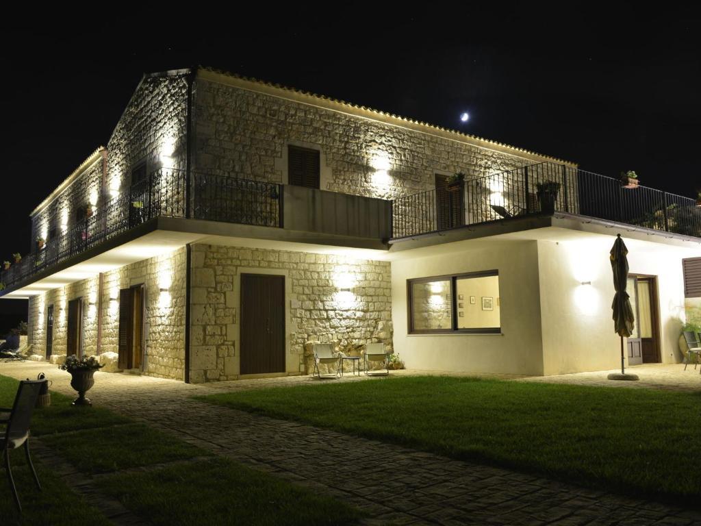 Casa Al Castello Pensionat Ragusa Eksteriør billede